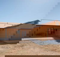 Horse Shoe Court Vacation Rental - Tourism Bookings