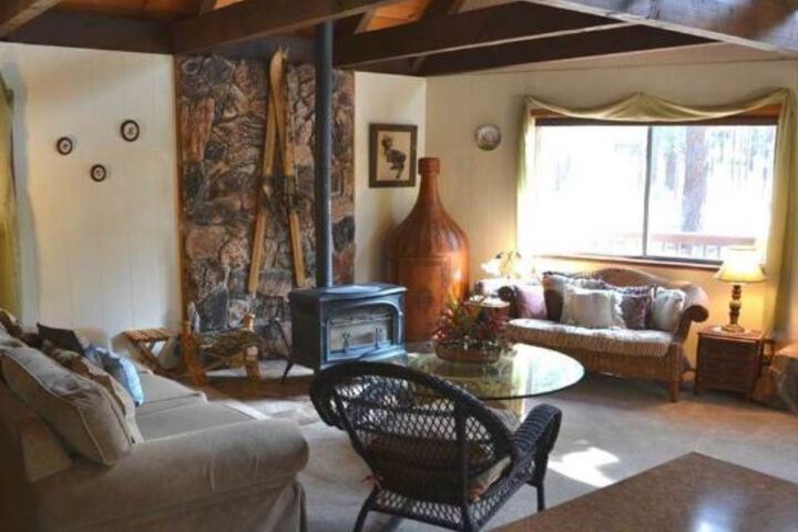 1366 Donner By RedAwning - thumb 1