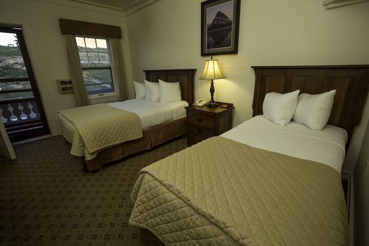 Many Glacier Hotel - Inside The Park - thumb 5