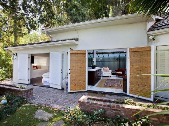 Luxury Outpost Resort - thumb 2