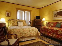 One Centre Street Inn