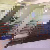 La Paloma Las Flores