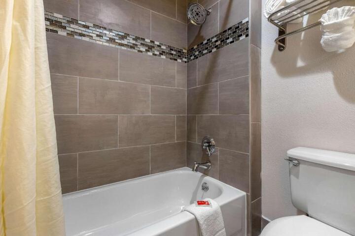 Parkside Resort - thumb 2