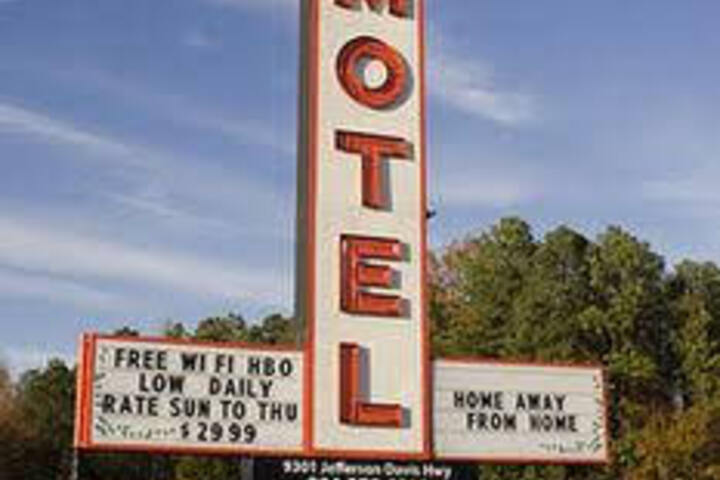 Snow White Motel - thumb 6