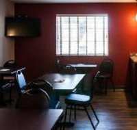 Holmes Suites  Inn - China Accommodation