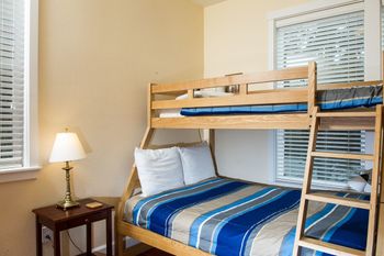 Pacific Star 4 Br Home By RedAwning - thumb 5