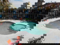 Mother Earth Motor Lodge