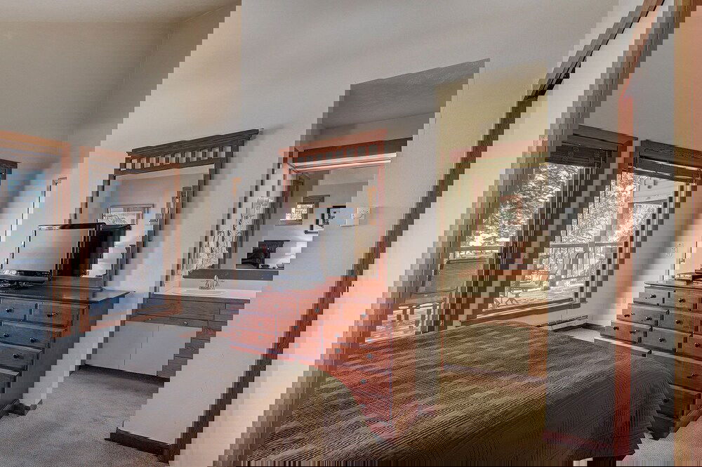 1633 Quicksilver 2 Bedroom Condo - thumb 3