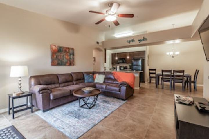 Executive Style Luxury Condo With Mountain Views & Heated Pool/spa! - thumb 0