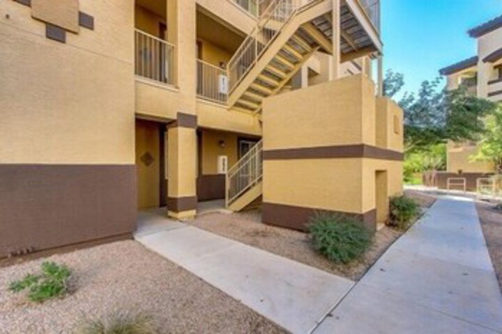 Executive Style Luxury Condo With Mountain Views & Heated Pool/spa! - thumb 2
