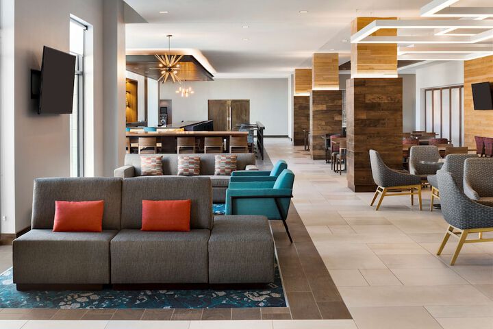 Hilton Garden Inn Milwaukee Brookfield Conference Center, WI - thumb 7