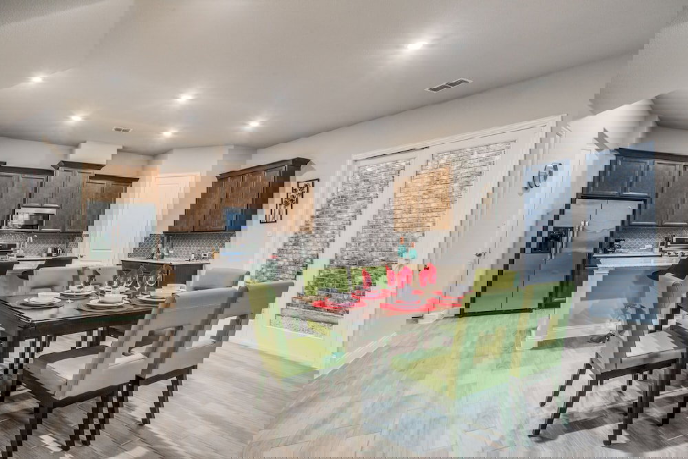 Beautiful Furnished 3 Bedroom Allen Home - thumb 5