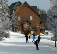 3 Br : Camp 4 #1 - Tourism Bookings