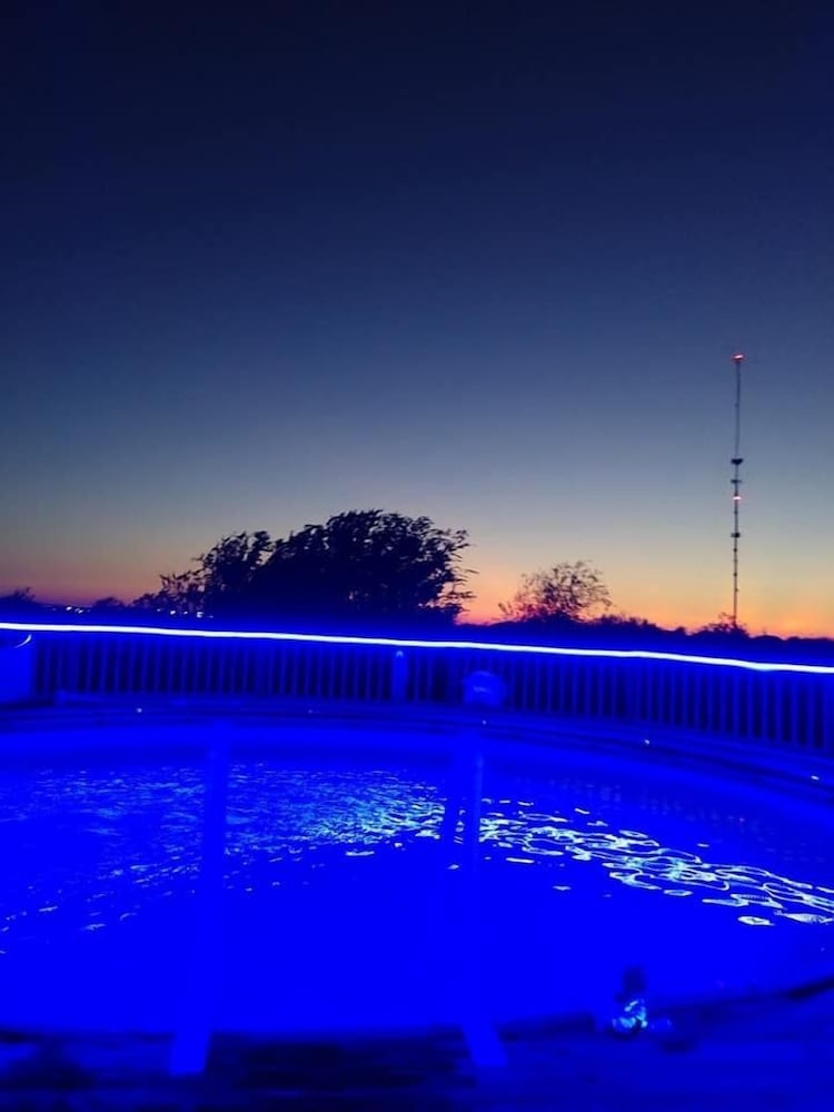 JJB Cabins - thumb 0