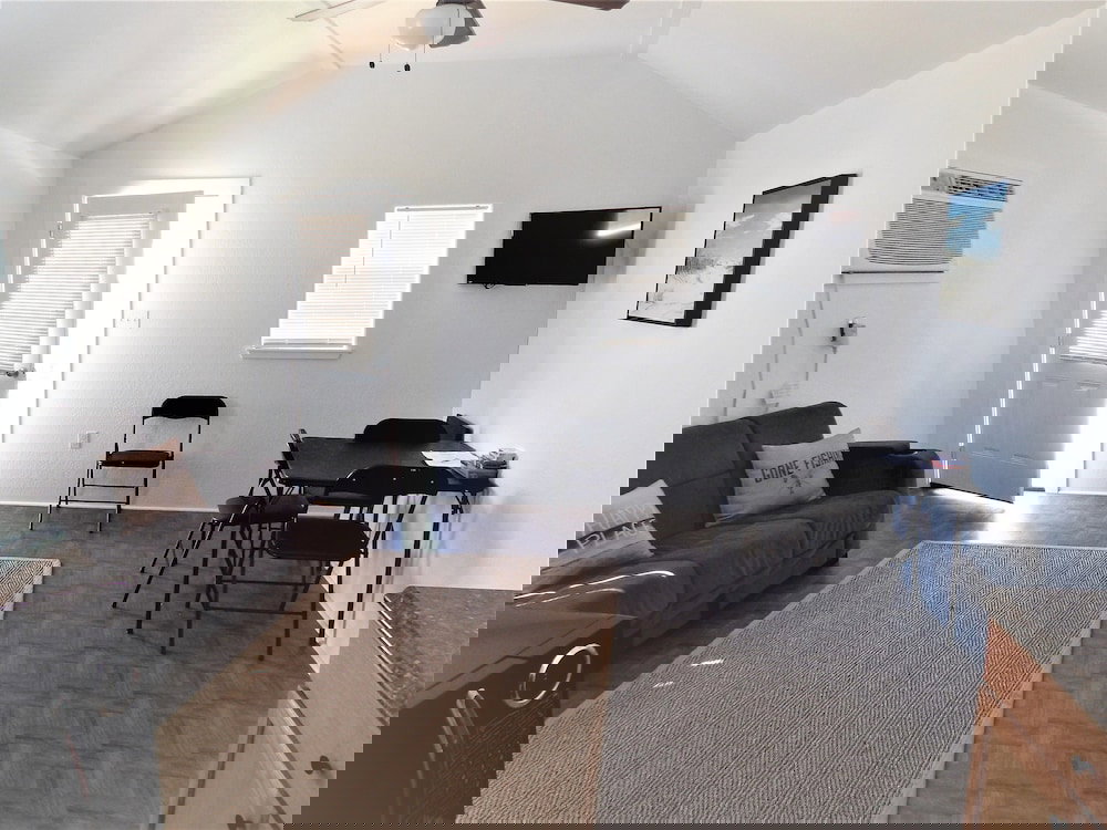 JJB Cabins - thumb 4