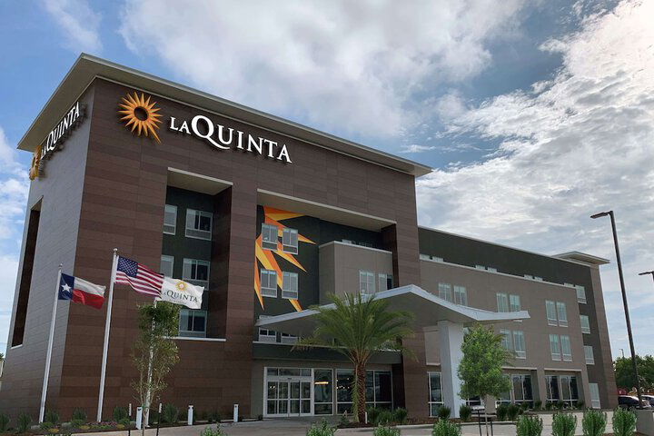 La Quinta Inn & Suites By Wyndham Texas City I 45 - thumb 2
