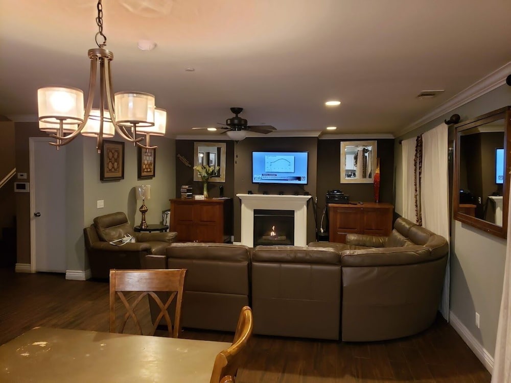 Lancaster Embassy - thumb 5