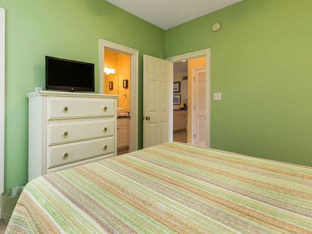 Joint Adventure By Meyer Vacation Rentals - thumb 5