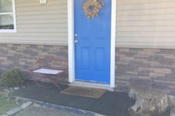 Brushwood House By Smith Point Beach - thumb 0