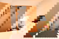 Autumn Leaf Furnished Apartments