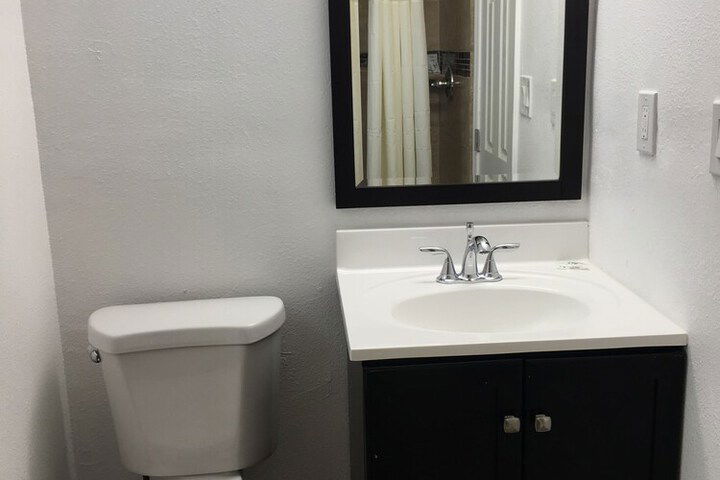 Aristocrat Motel - thumb 7