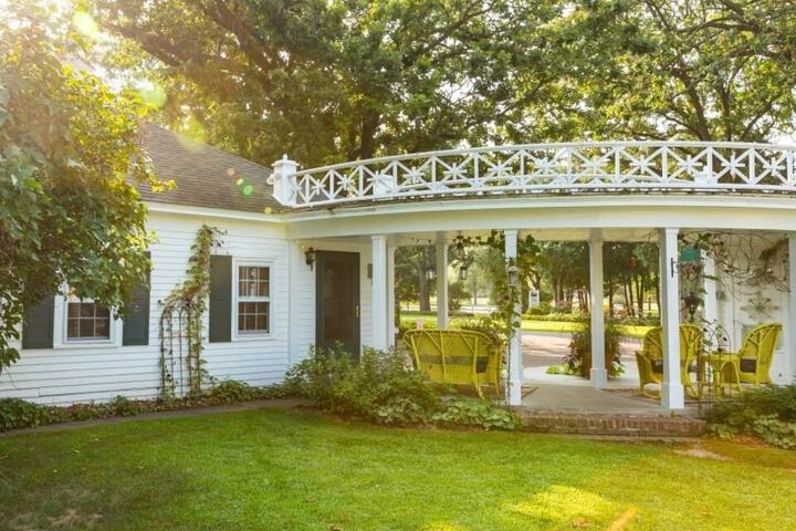 Oak Park Inn - thumb 2