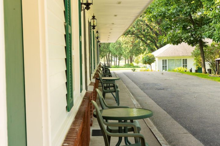 Oak Park Inn - thumb 5