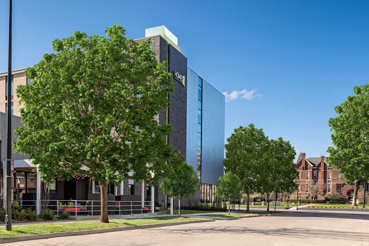 Home2 Suites By Hilton Des Moines At Drake University - thumb 2