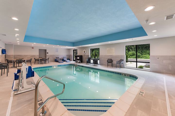 Hampton Inn Niles - thumb 4