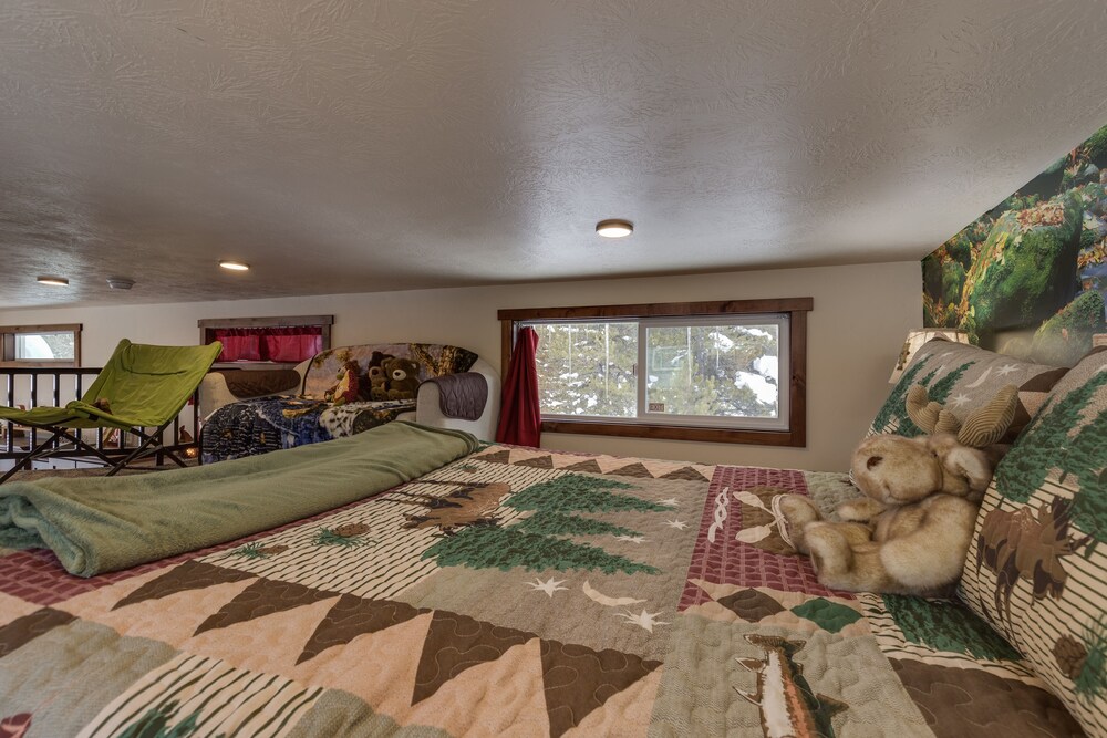 Heigh-ho Hollow - thumb 2