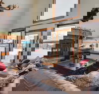 Alpine Airspace - Tourism Bookings