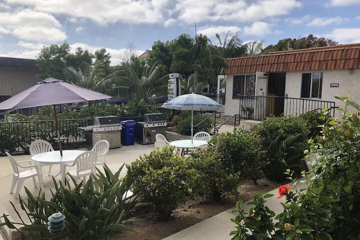 Moonlight Beach Motel - thumb 4