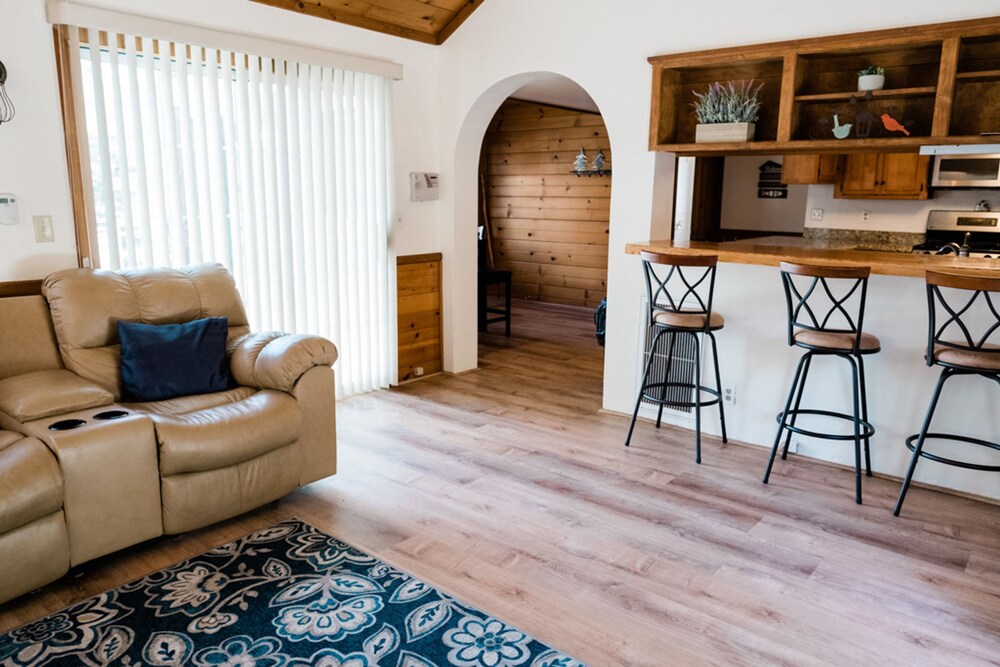 Lakeside Manor - thumb 6