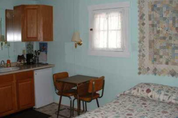 Country Vacation Cottages - thumb 1