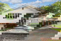 The Villa Falls Guest House