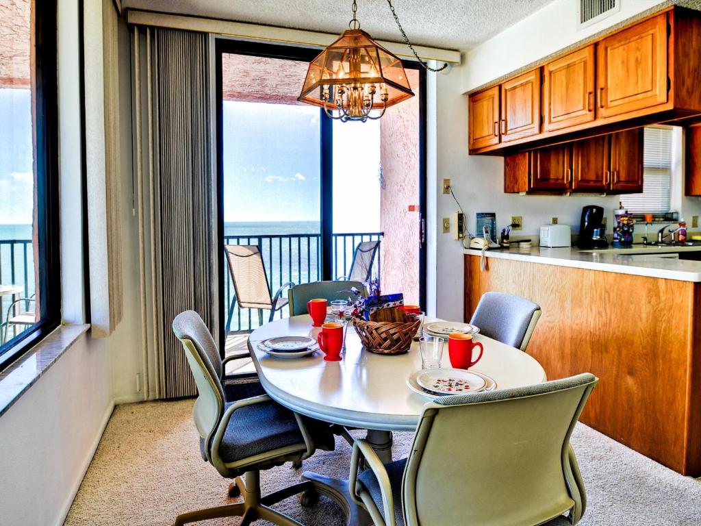 Madeira Towers 601 Beach Front With Spectacular Views 533 - thumb 1