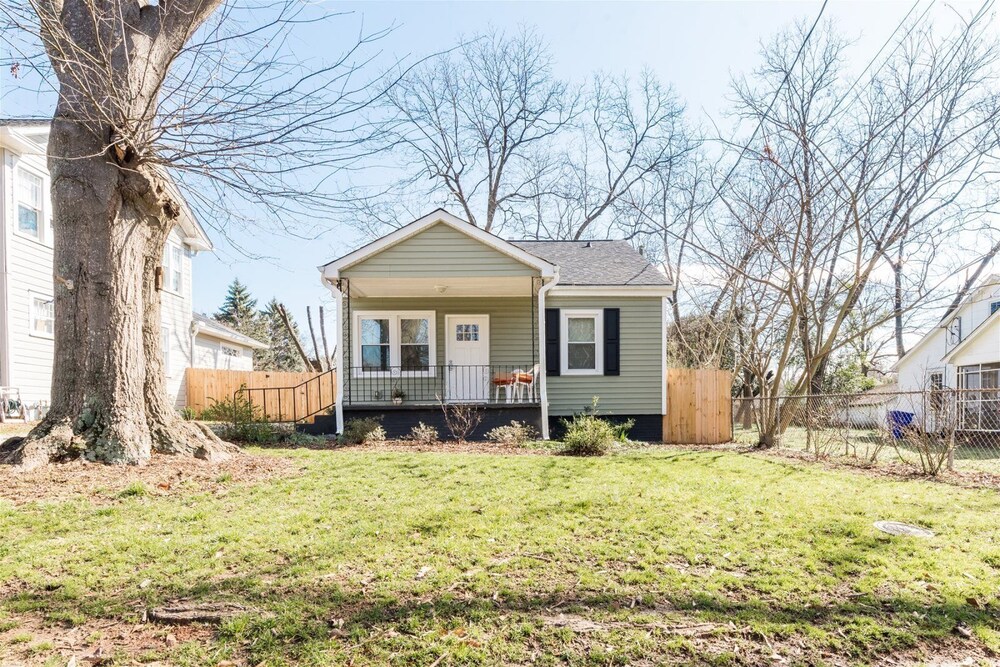 Cumberland Ave - 3 Houses 1 Street - thumb 2