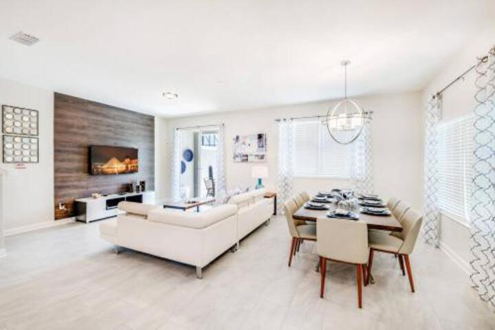 4991 Windermere Luxury Villa At Storey Lake - thumb 5