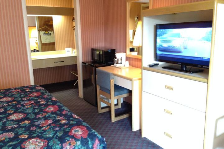 Great American Hotel - thumb 7