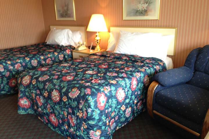 Great American Hotel - thumb 4