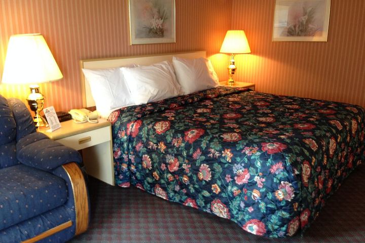 Great American Hotel - thumb 2