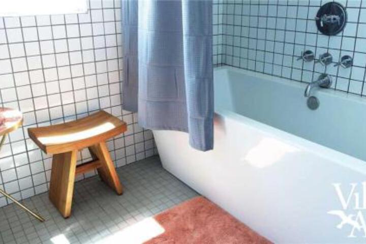 132 Villa In The Air - thumb 0