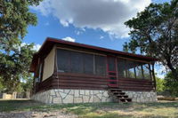 Bandera Vintage River Cabin