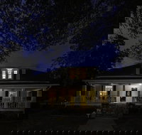 Dogwood Cottage on West Main - Tourism Bookings