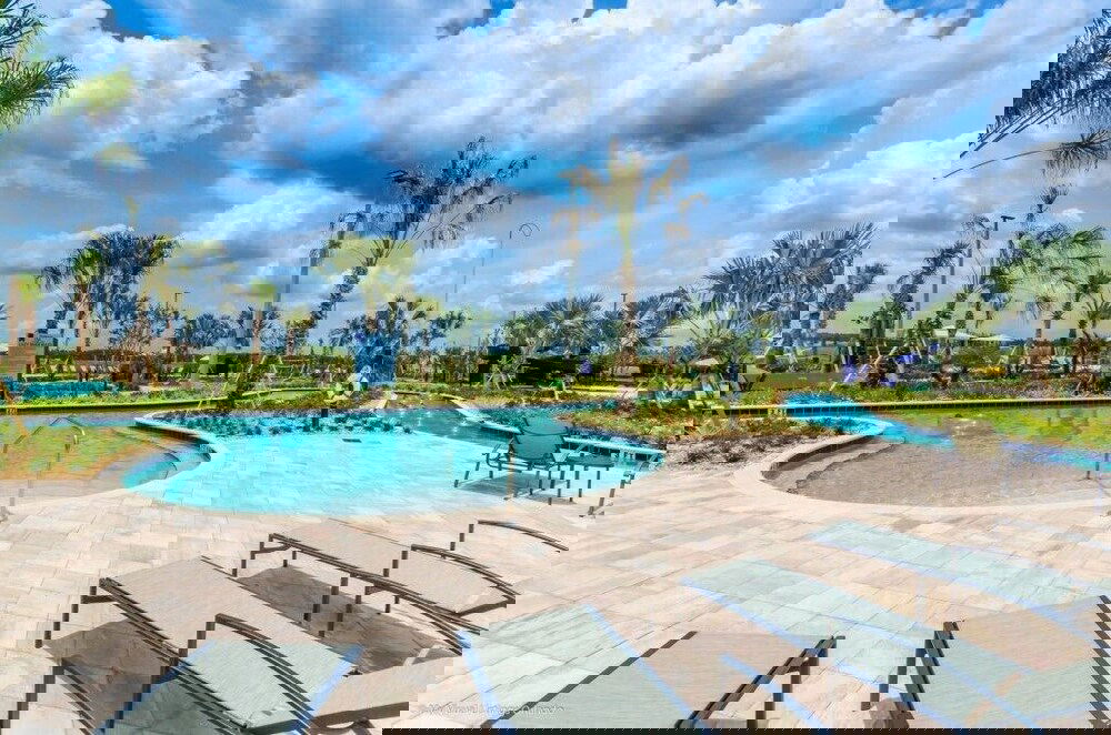 4721 Unit208 Amazing Story Lake Brand New Condo - thumb 6