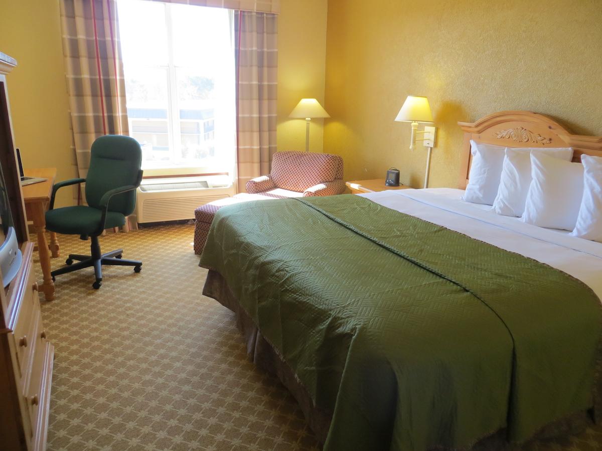 Travelodge By Wyndham Savannah Gateway - thumb 2