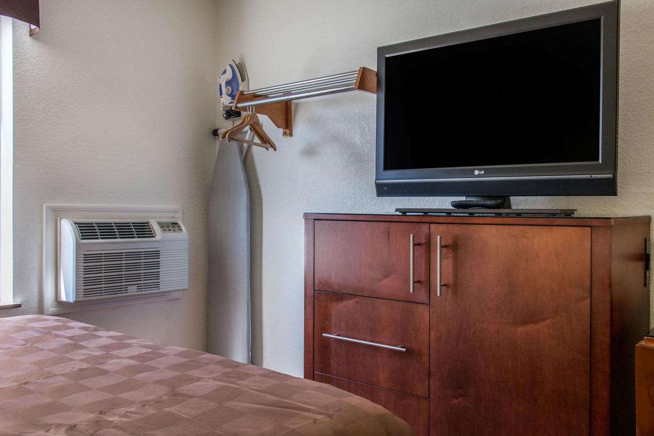 Rodeway Inn Savannah I-95 - thumb 4