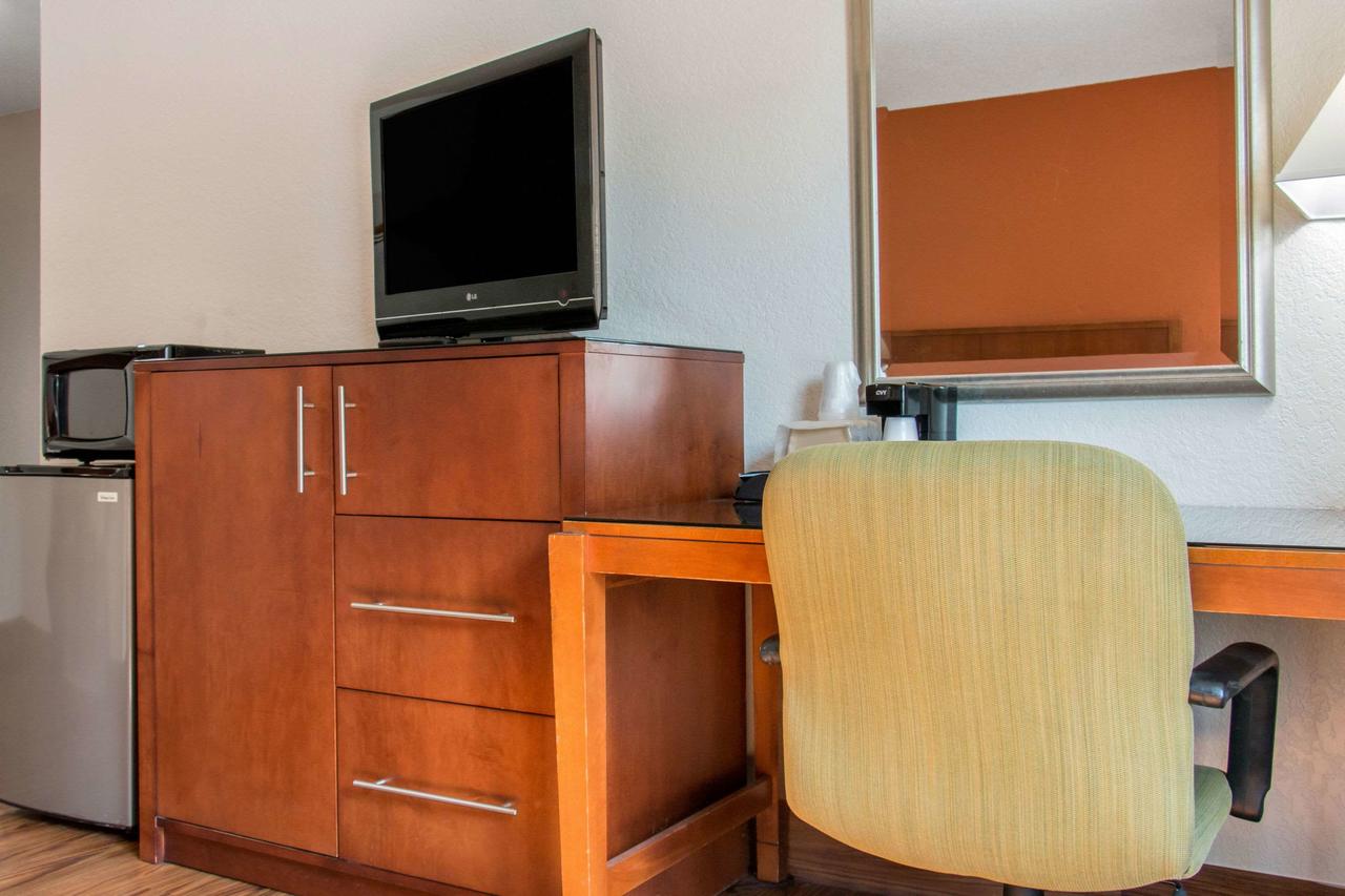 Rodeway Inn Savannah I-95 - thumb 32