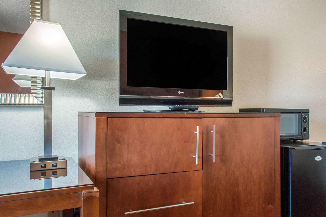 Rodeway Inn Savannah I-95 - thumb 11