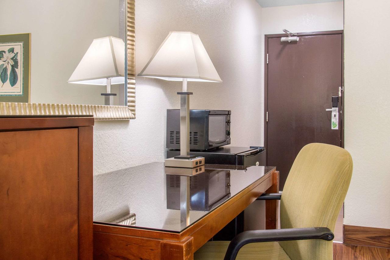 Rodeway Inn Savannah I-95 - thumb 12